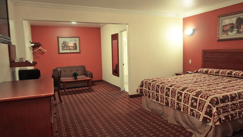 Regency Inn & Suites Downey Eksteriør billede