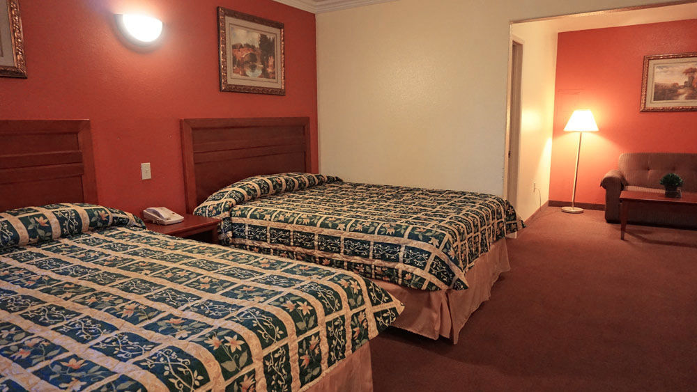 Regency Inn & Suites Downey Eksteriør billede
