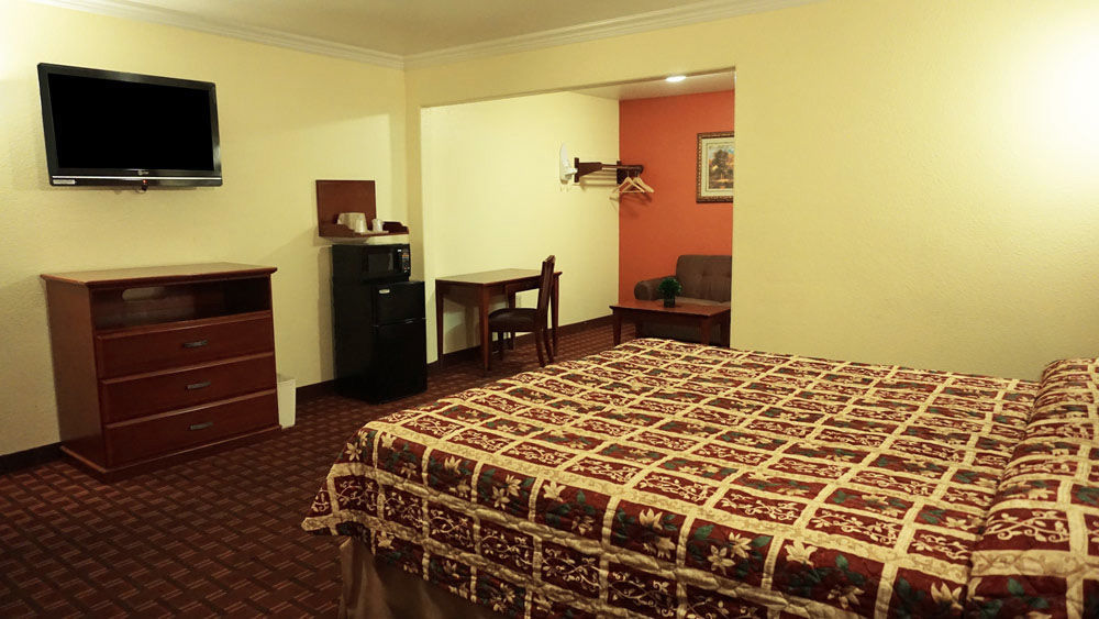 Regency Inn & Suites Downey Eksteriør billede