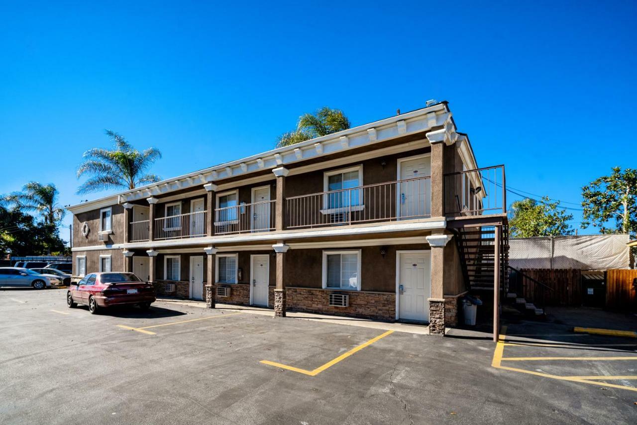 Regency Inn & Suites Downey Eksteriør billede
